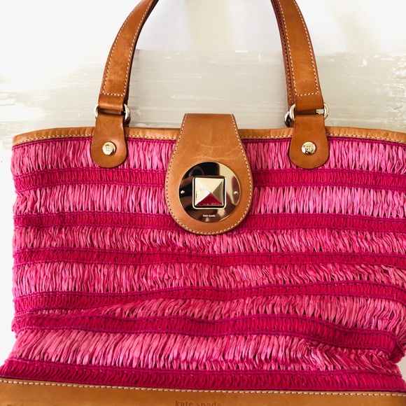 kate spade Handbags - KATE SPADE ♠️ beautiful pink straw bag